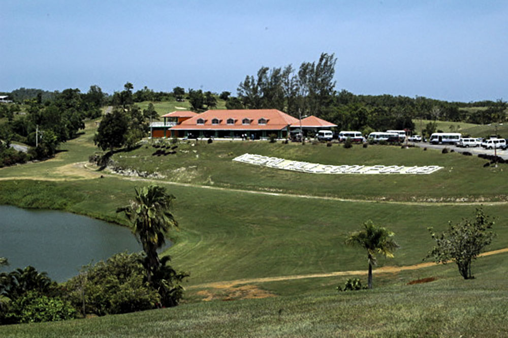 Negril Hills Golf Course - Fly High Taxi and Tours Jamaica - www.FlyHighTaxiAndToursJamaica.com - www.FlyHighTaxiAndToursJamaica.net Negril Hills Golf Course - Fly High Taxi and Tours Jamaica - www.FlyHighTaxiAndToursJamaica.com - www.FlyHighTaxiAndToursJamaica.net